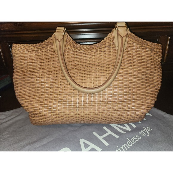 Brahmin Woven Leather Shoulder Bag, Large,  Used But Great Condition! - Picture 2 of 6